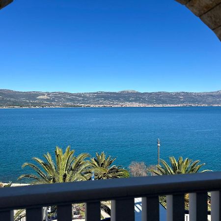 Hotel Vila Tina Arbanija المظهر الخارجي الصورة